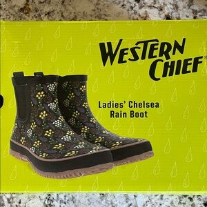 Western Chief size 9 women’s floral rain boots